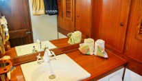Bernic II -  Bathroom 2